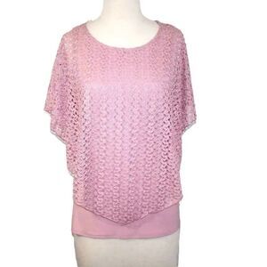 Onyx Apparel Shirt Small Attached Crochet Poncho Sleeveless Stretch Pink Top